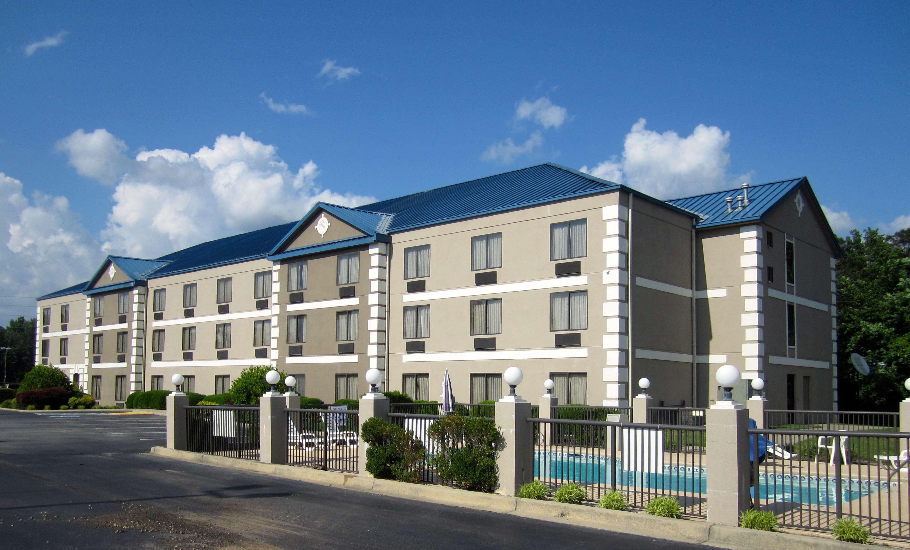 Best Western Executive Inn & Suites Колумбия Екстериор снимка