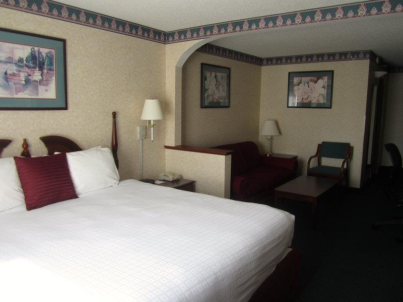 Best Western Executive Inn & Suites Колумбия Стая снимка