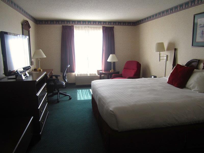 Best Western Executive Inn & Suites Колумбия Стая снимка